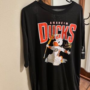 unisex ducks hockey shirt one size fits all